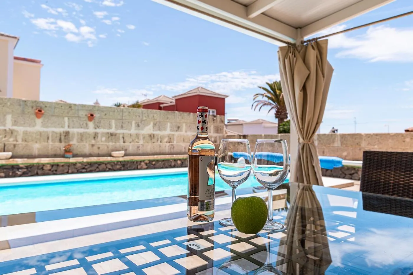 Cozy Villa In Madronal De Fanabe With Large Private Pool 아데제