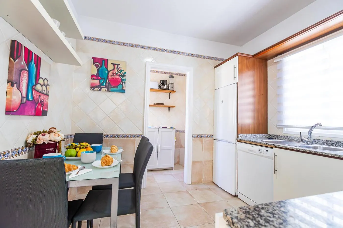 Cozy Villa In Madronal De Fanabe With Large Private Pool 아데제