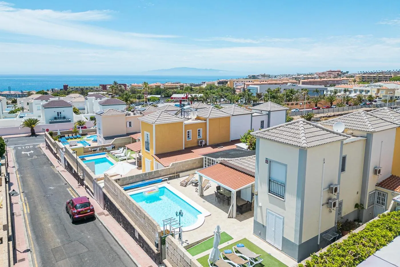 Cozy Villa In Madronal De Fanabe With Large Private Pool 아데제